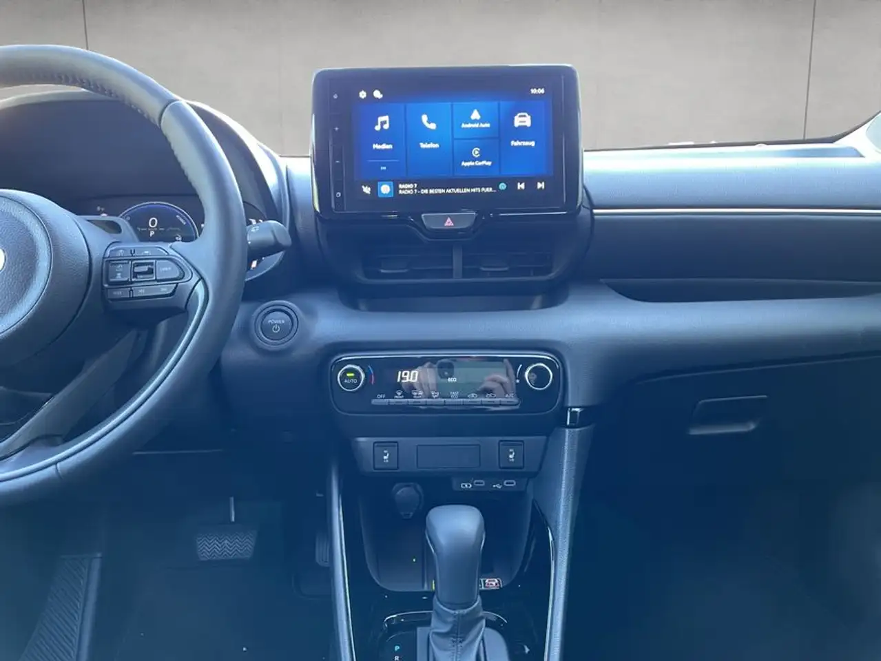 Toyota Yaris Hybrid 116 PS Teamplayer *Technik-Paket*Smar 14