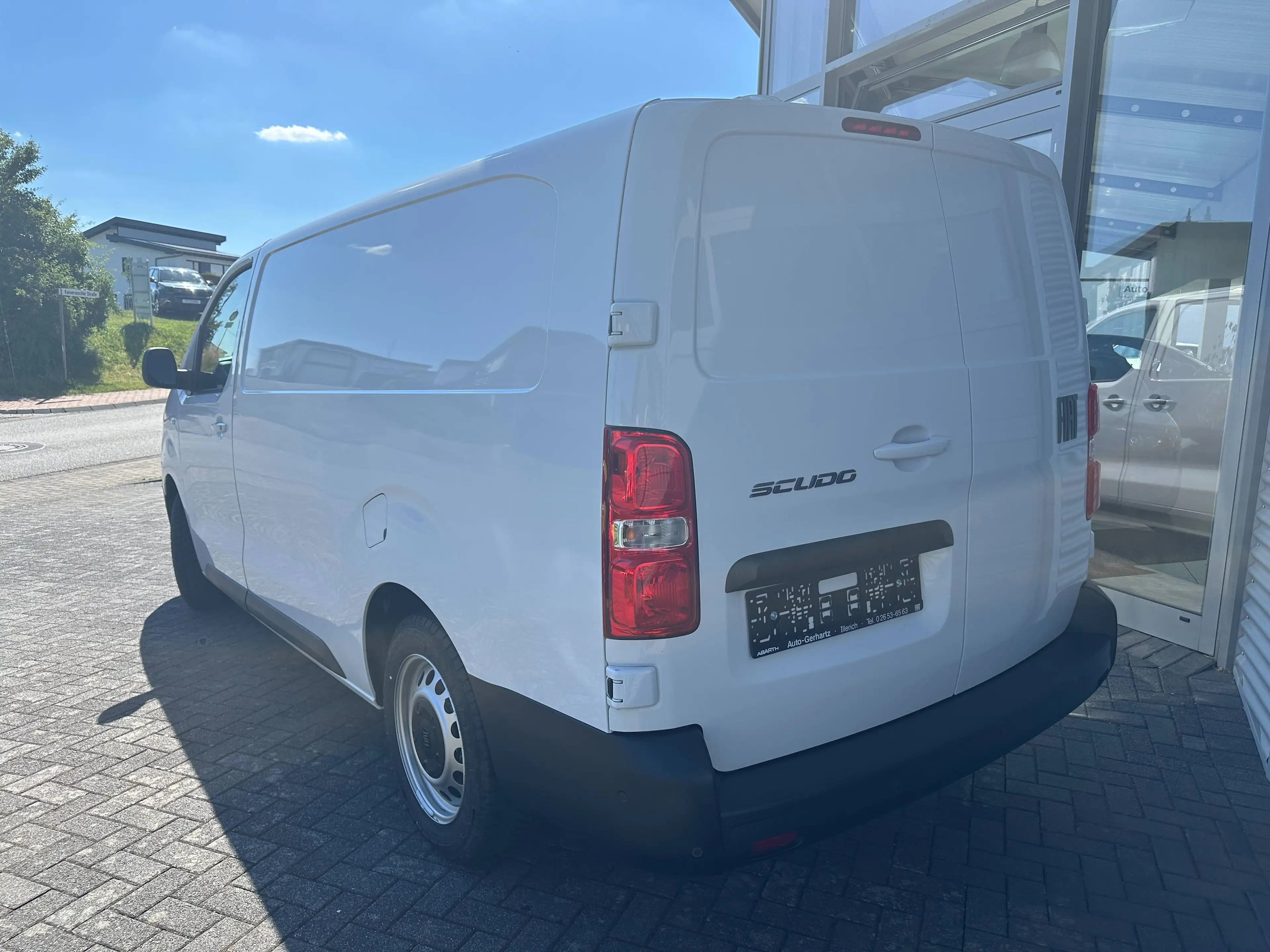 Fiat Scudo L3 Basis / Rückfahrkamera / Heckflügeltüren / Laderaumboden aus Holz — photo 4