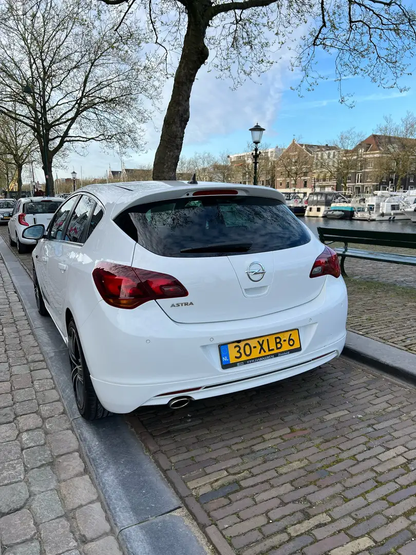 Opel Astra 1.4 Turbo Sport Wit - 2