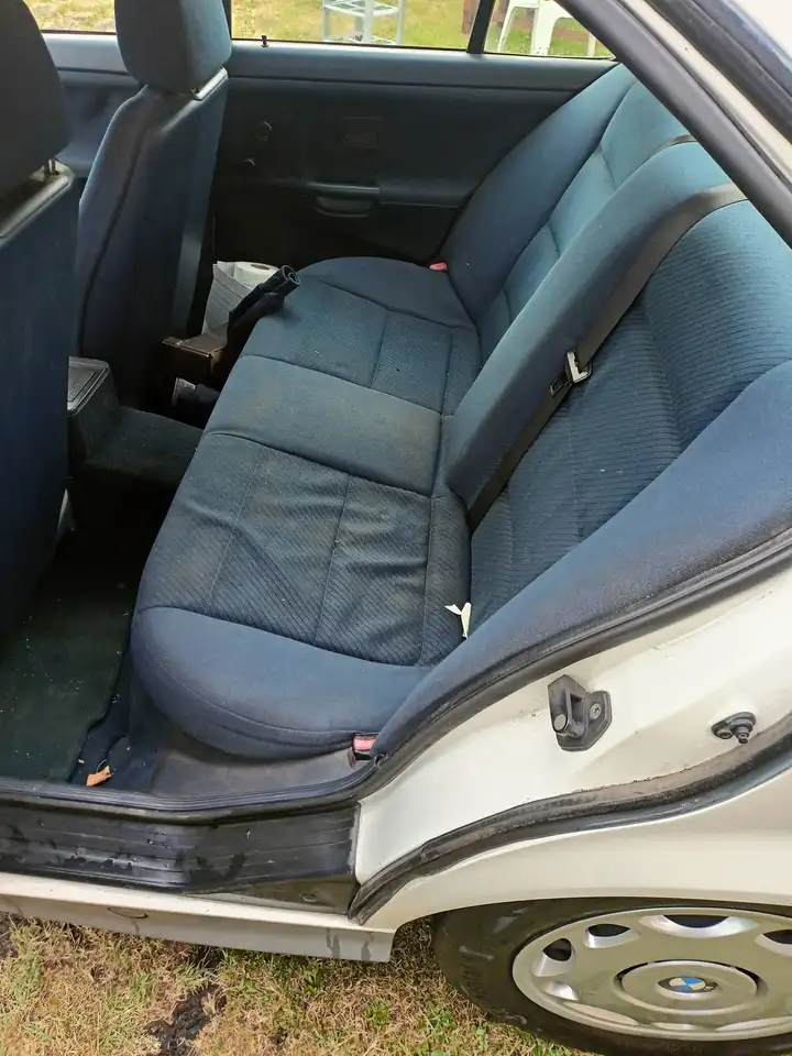 BMW 318i 4p, foto 5