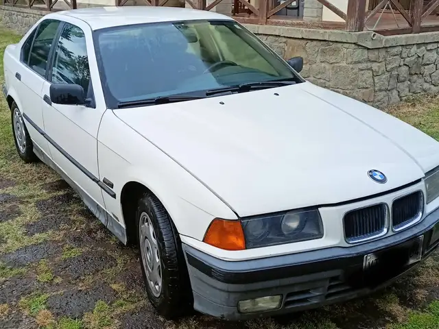 BMW 318