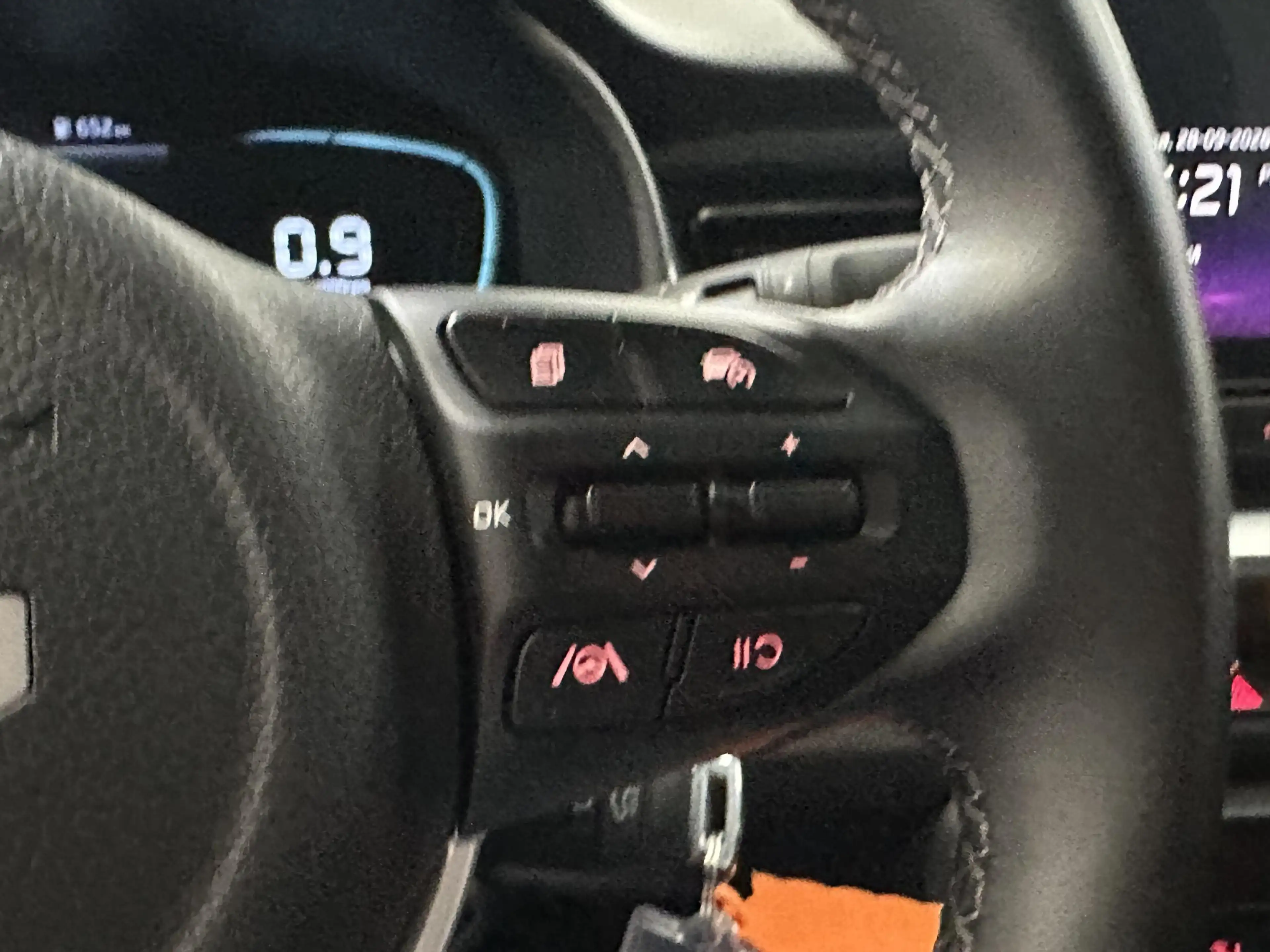 Kia Stonic 1.0 T-GDi MHEV DynamicLine — photo 9