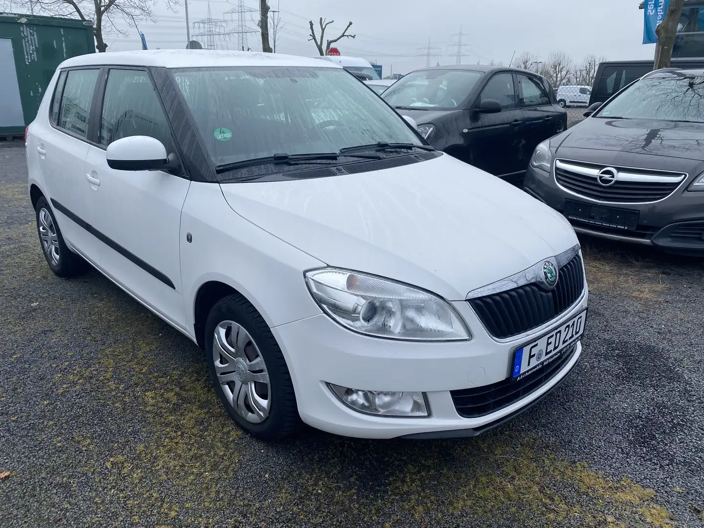 Skoda Fabia Ambition .1.6 TDI,. KLIMA.EURO.5. TÜV.NEU Blanc - 2