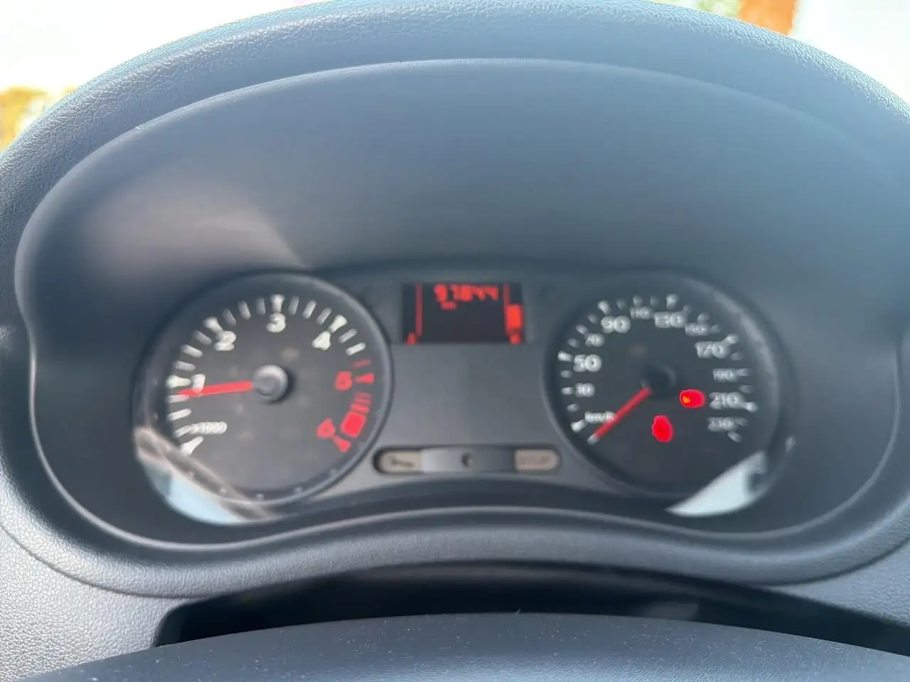 Renault Clio Citadine 5 portes — photo 25