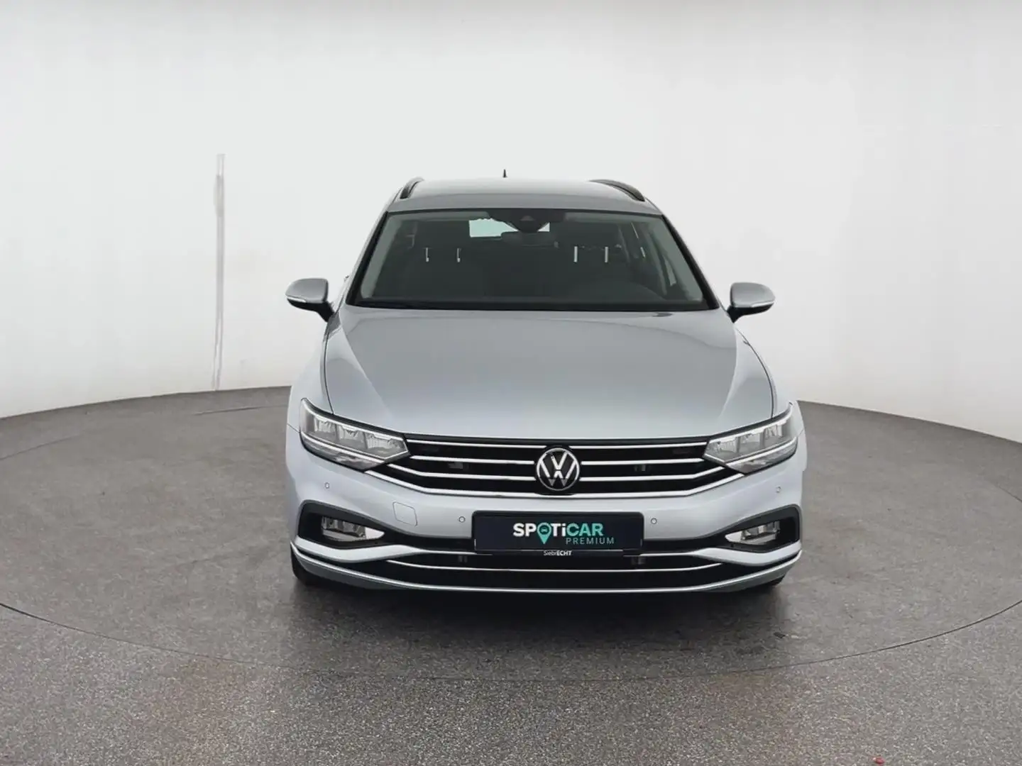 Volkswagen Passat Variant Business 2.0 TDI*NAVI*RFK*SHZ*uvm Argintiu - 2