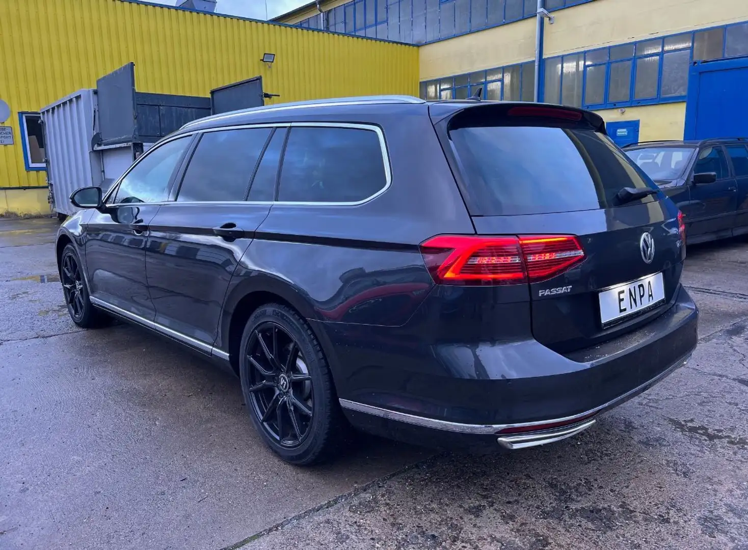 Volkswagen Passat Variant Passat VARIANT HIGHLINE|MASSAGE|LED|ACC|SHZ|CAM Grau - 2
