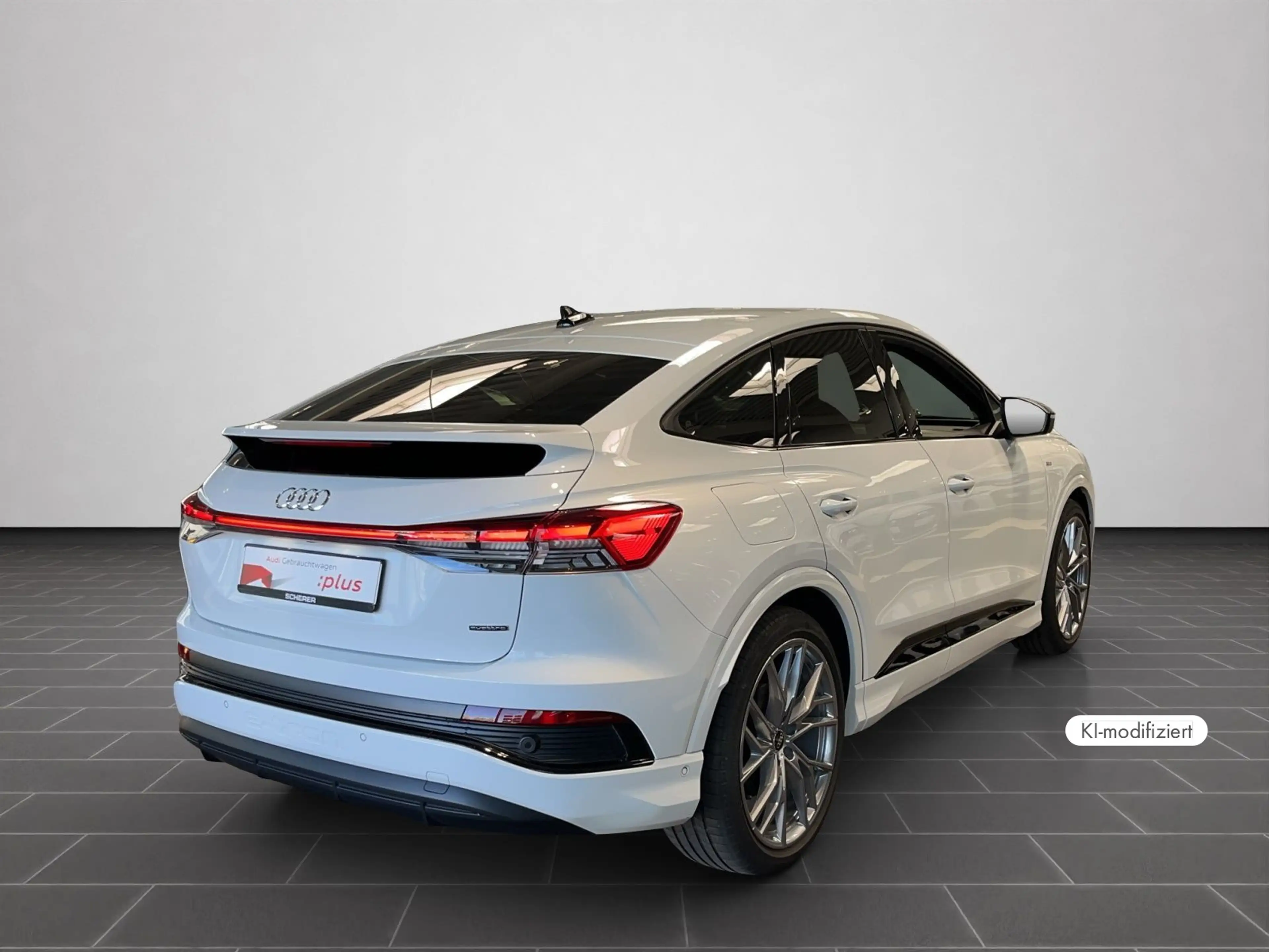 Audi Q4 e-tron 50 e-tron quattro 220 kW — photo 2