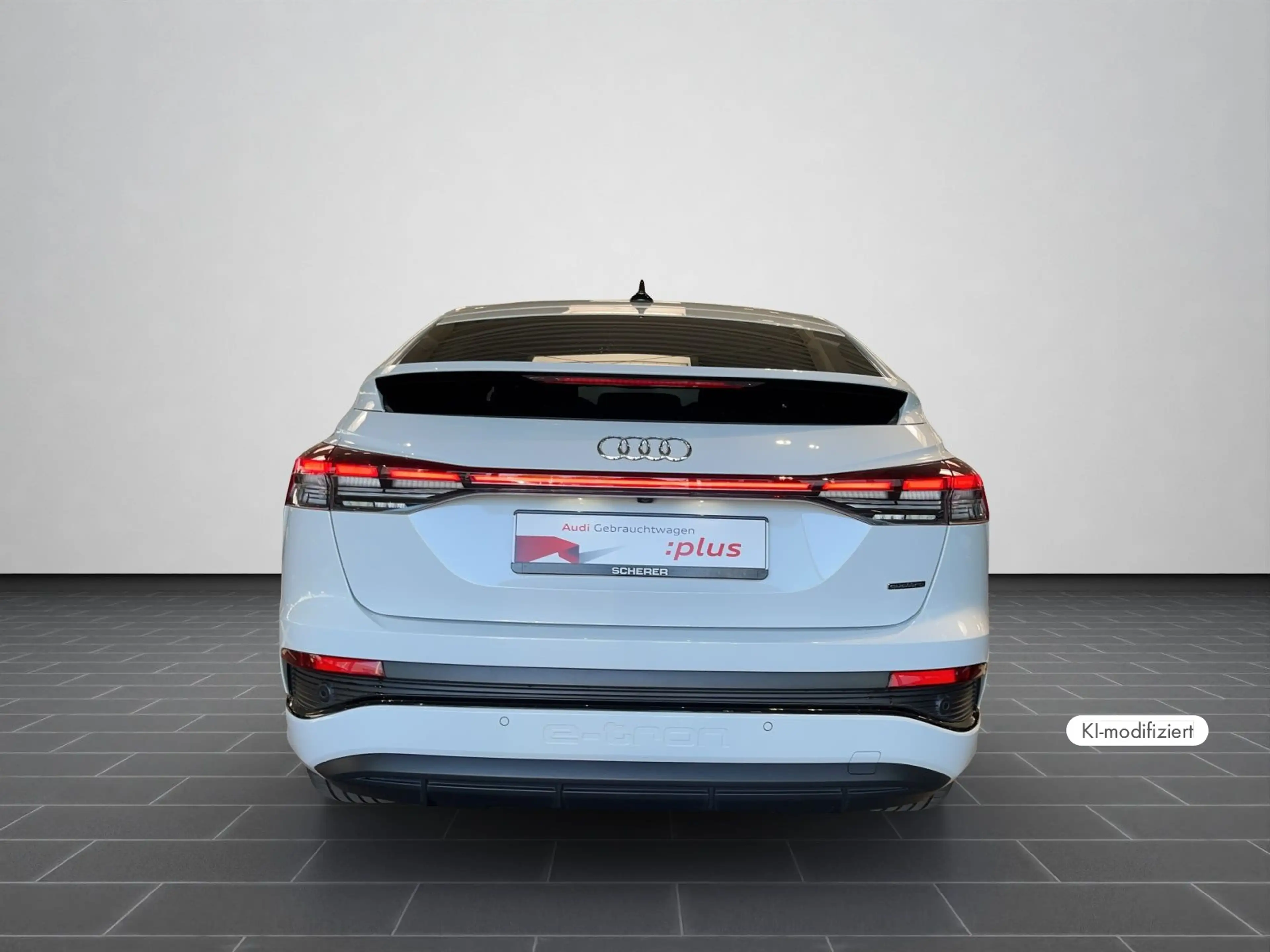 Audi Q4 e-tron 50 e-tron quattro 220 kW — photo 6
