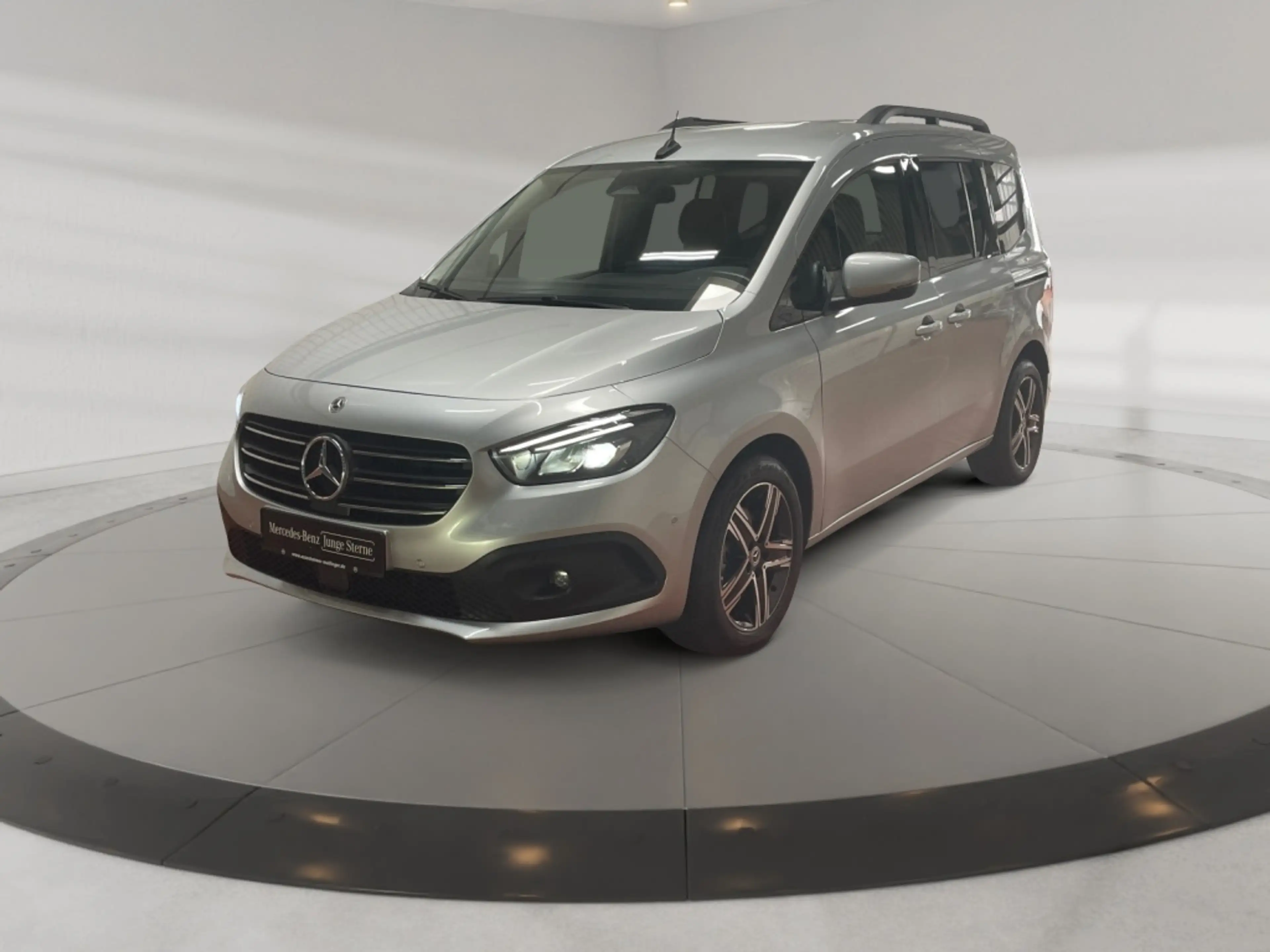 Mercedes-Benz T-Class d Progressive EDITION,AHK,Navi,LED,Kamera — photo 2