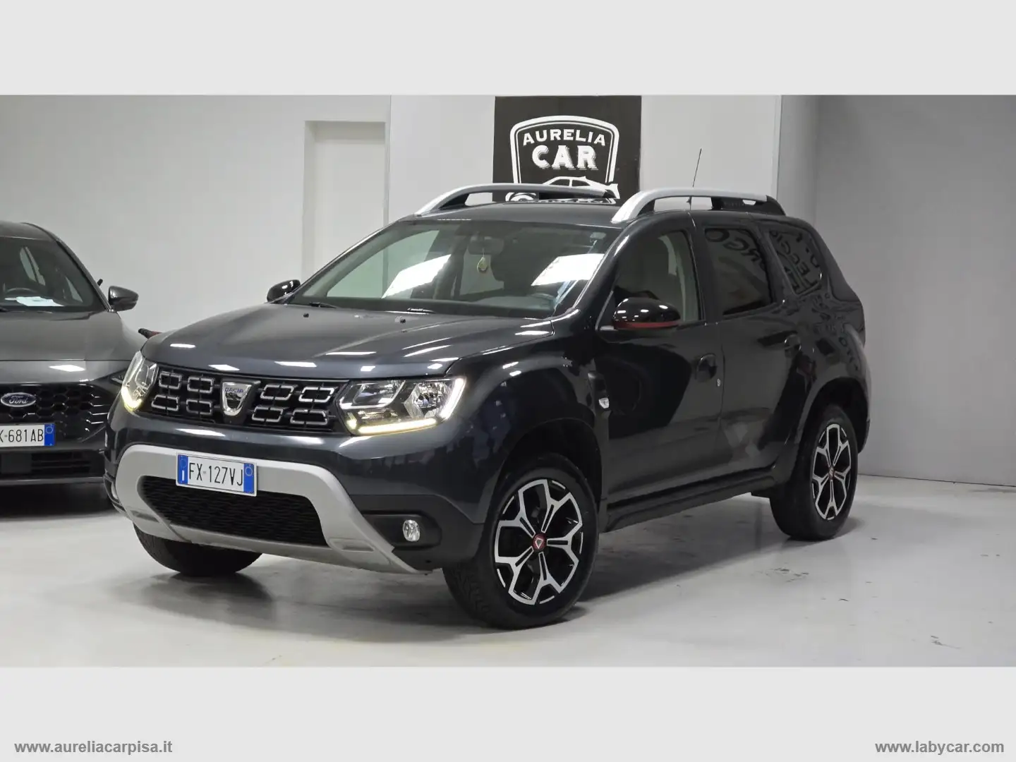 Dacia Duster 1.6 SCe GPL 4x2 Techroad Grigio - 1