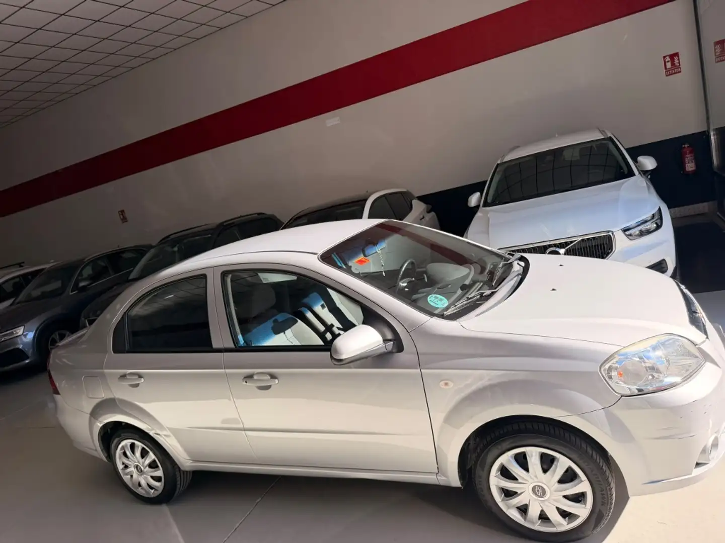 Chevrolet Aveo Sedán 1.4 16v LS Gris - 2