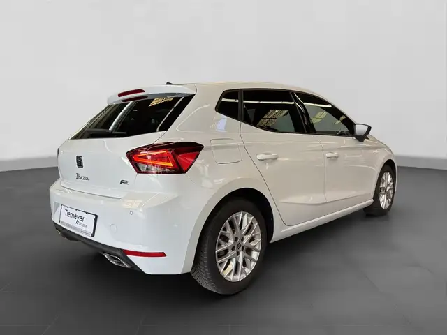 SEAT Ibiza view 3