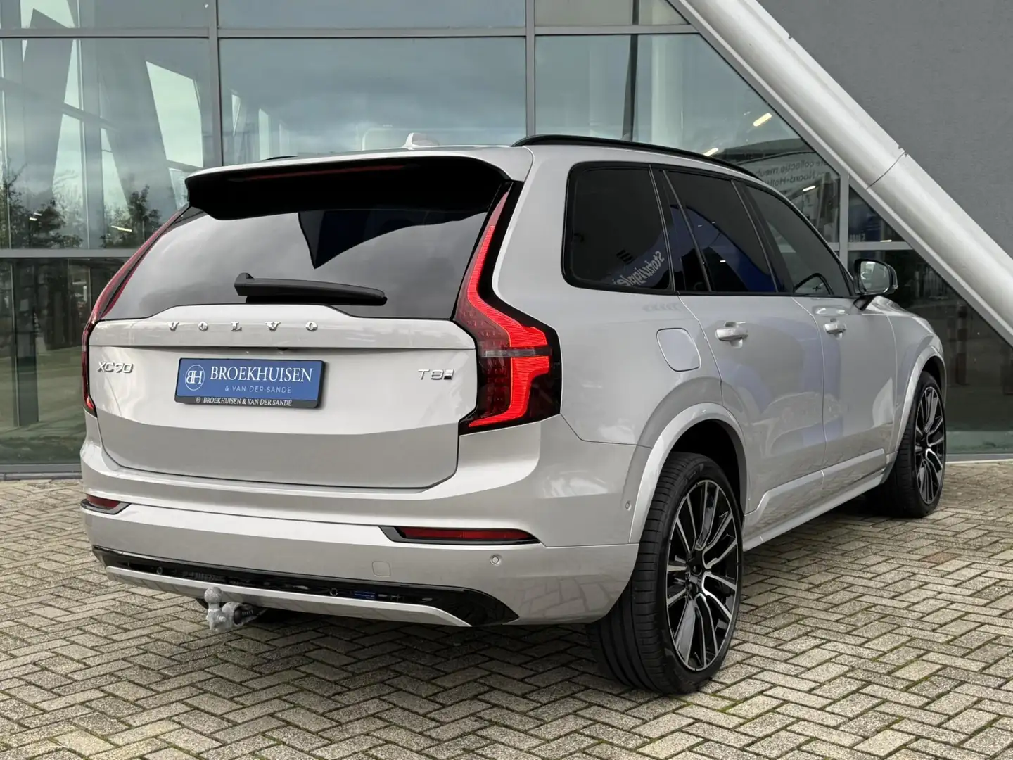Volvo XC90 2.0 T8 Plug-in hybrid AWD Ultra Dark FACELIFT 455p Gris - 2