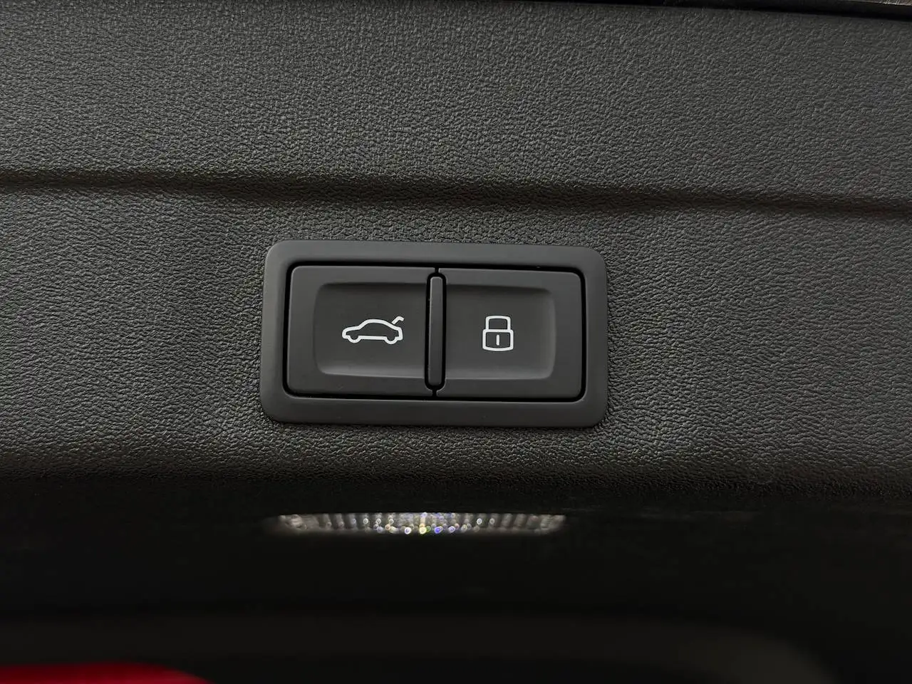 Audi A5 40 TFSI AVANT S-LINE PASS DISP 360° CAMERA CARPLAY SFEERVERLICHTING — 12/17