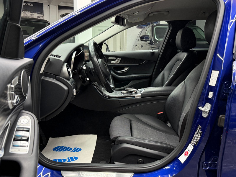 Mercedes-Benz C 220 d T-Modell / Night-Paket 2.Hand LED AHK ACC — photo 11