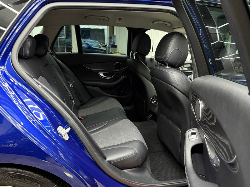 Mercedes-Benz C 220 d T-Modell / Night-Paket 2.Hand LED AHK ACC — photo 13