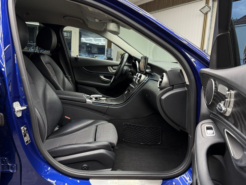 Mercedes-Benz C 220 d T-Modell / Night-Paket 2.Hand LED AHK ACC — photo 14