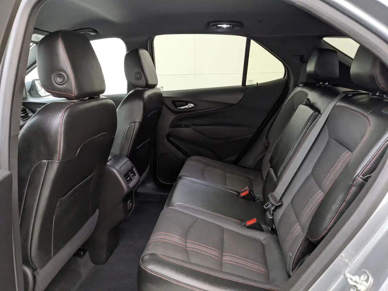Chevrolet Equinox снимка Chevrolet Equinox