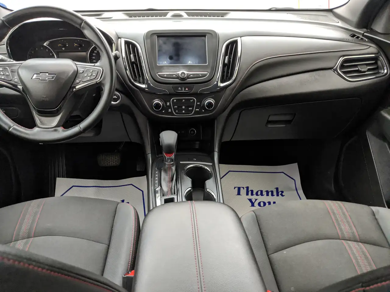 Chevrolet Equinox снимка Chevrolet Equinox