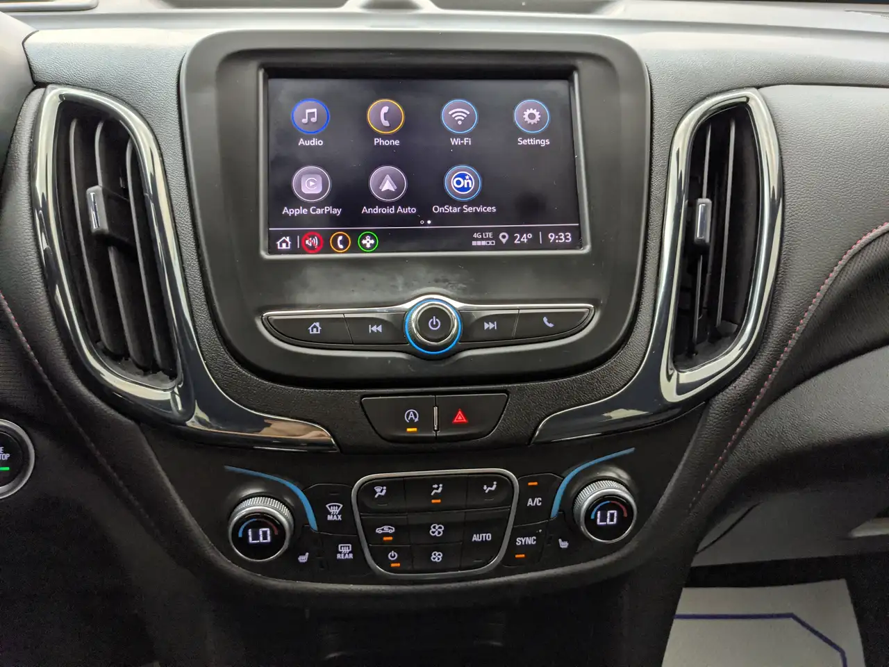 Chevrolet Equinox снимка Chevrolet Equinox