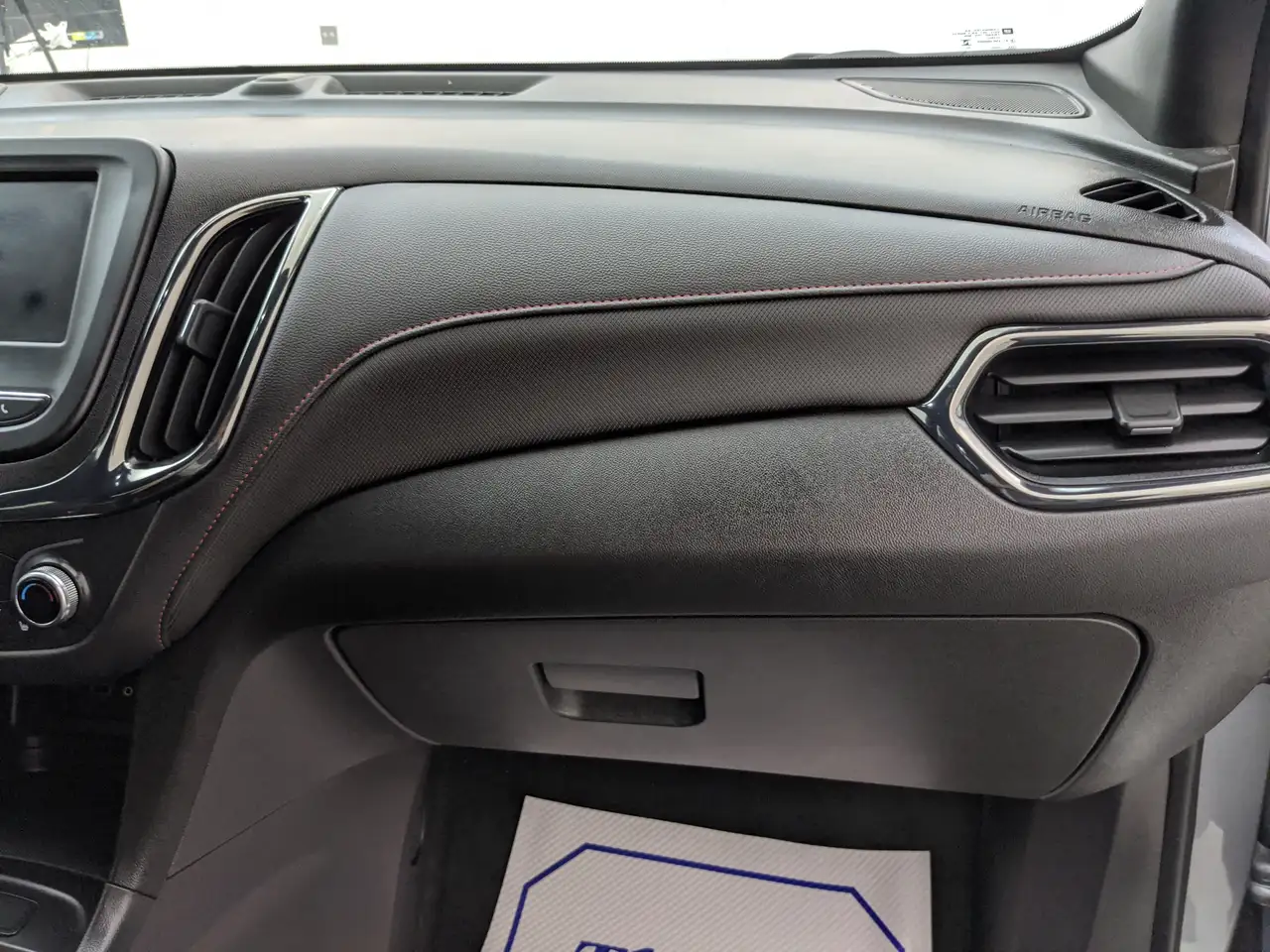 Chevrolet Equinox снимка Chevrolet Equinox