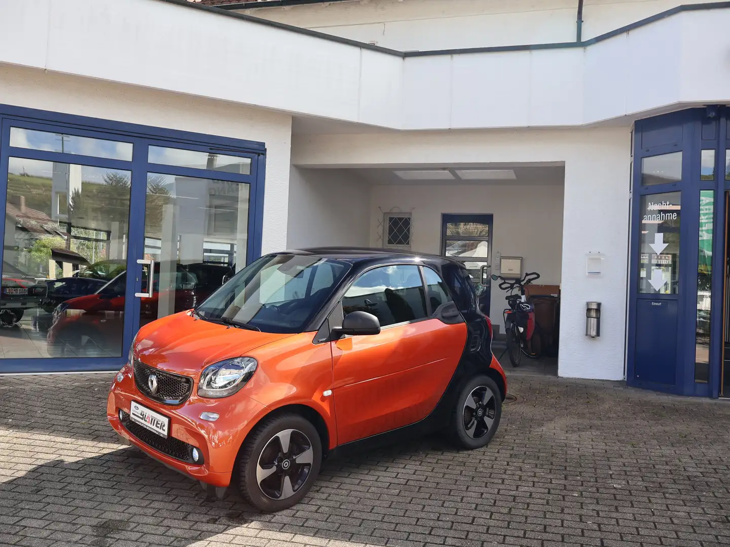 smart forTwo Basis 52kW (453.342) Orange - 1
