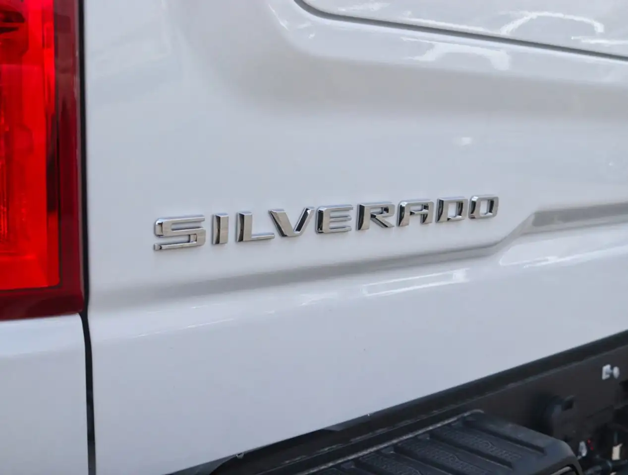 Chevrolet Silverado 1500 снимка Chevrolet Silverado 1500