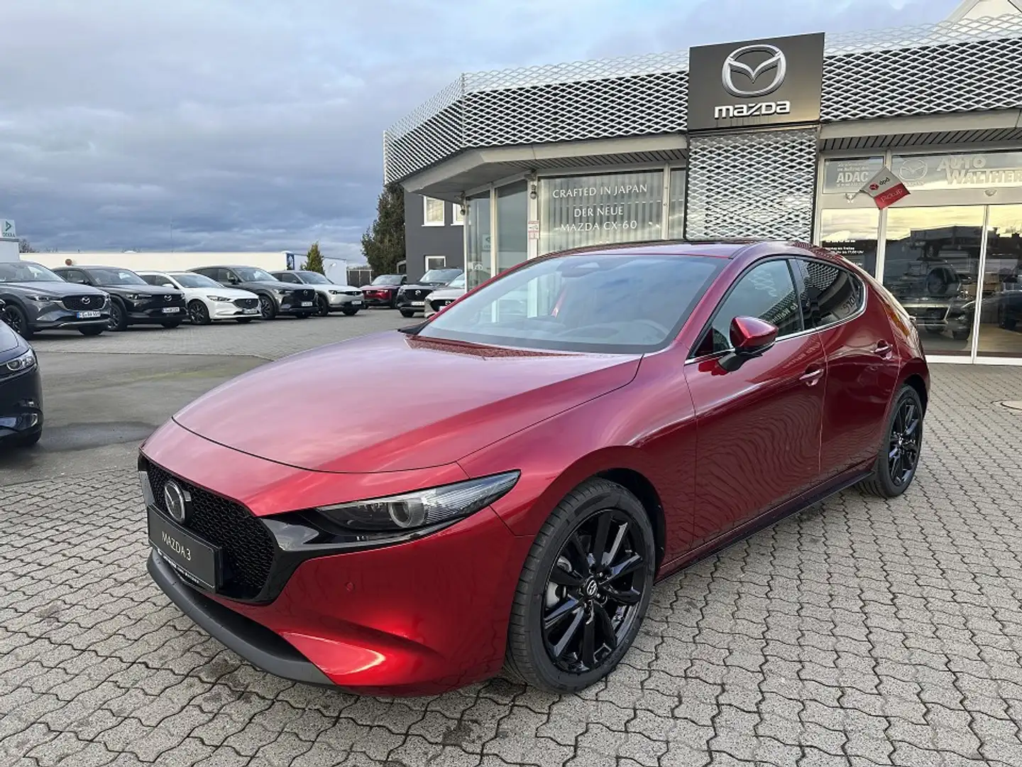 Mazda 3 5HB 2.0L e-SKYACTIV X 186ps 6AT AWD Exclusive-line Rot - 1