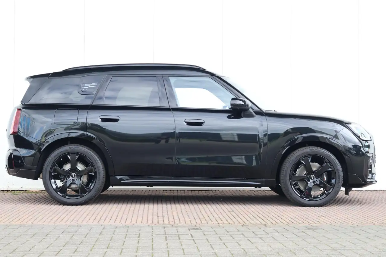 MINI Others 2026