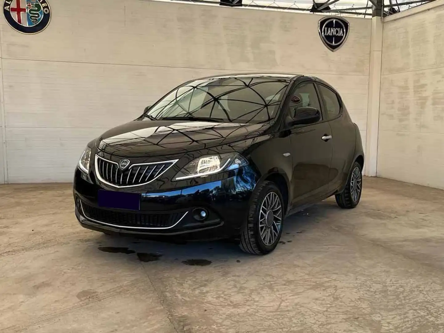 Lancia Ypsilon Ypsilon III 2021 1.0 firefly hybrid Platino s Nero - 1