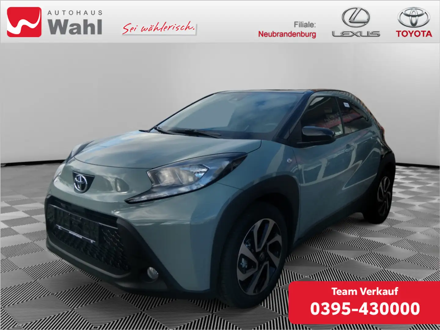 Toyota Aygo X 1.0 Teamplayer PDC SHZ KAMERA ACC Vert - 1