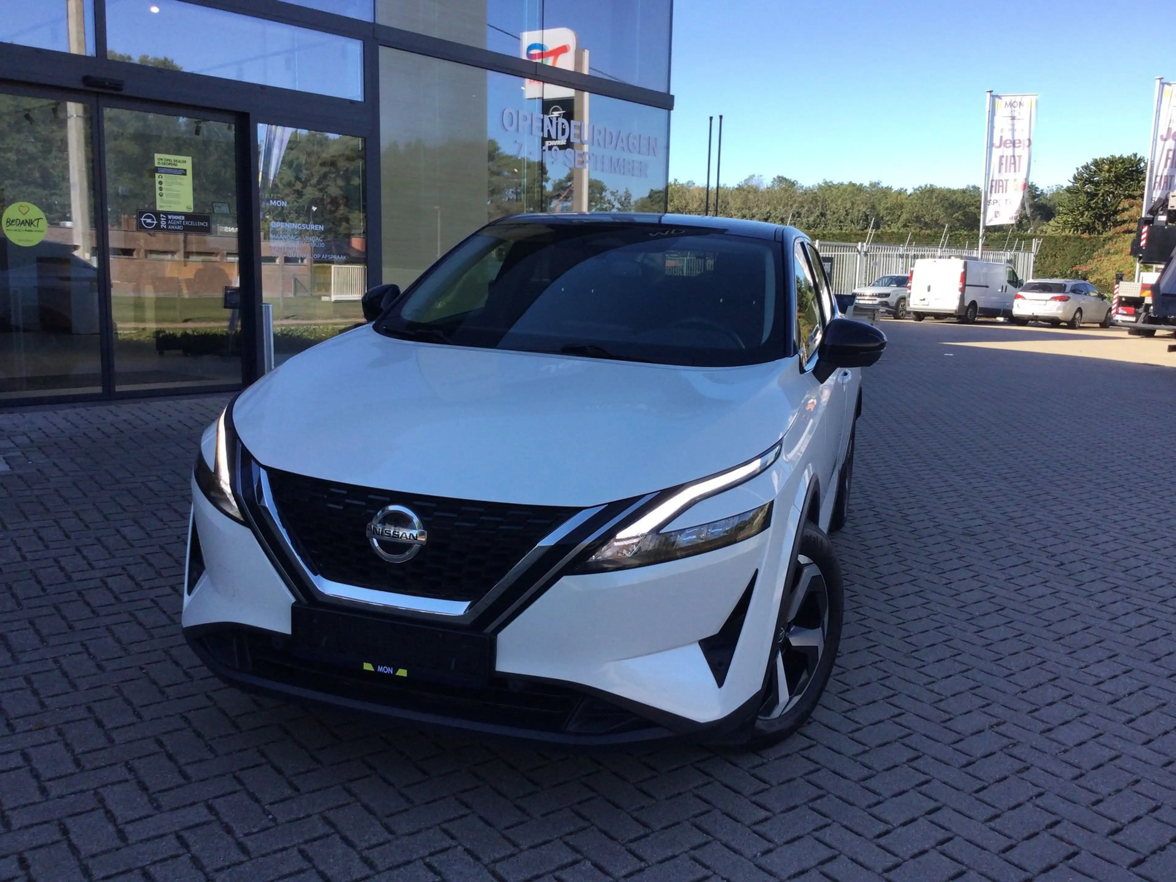 Nissan Qashqai Mild-Hybrid Business Edition — photo 3