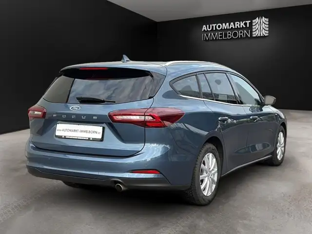 Ford Focus view 7