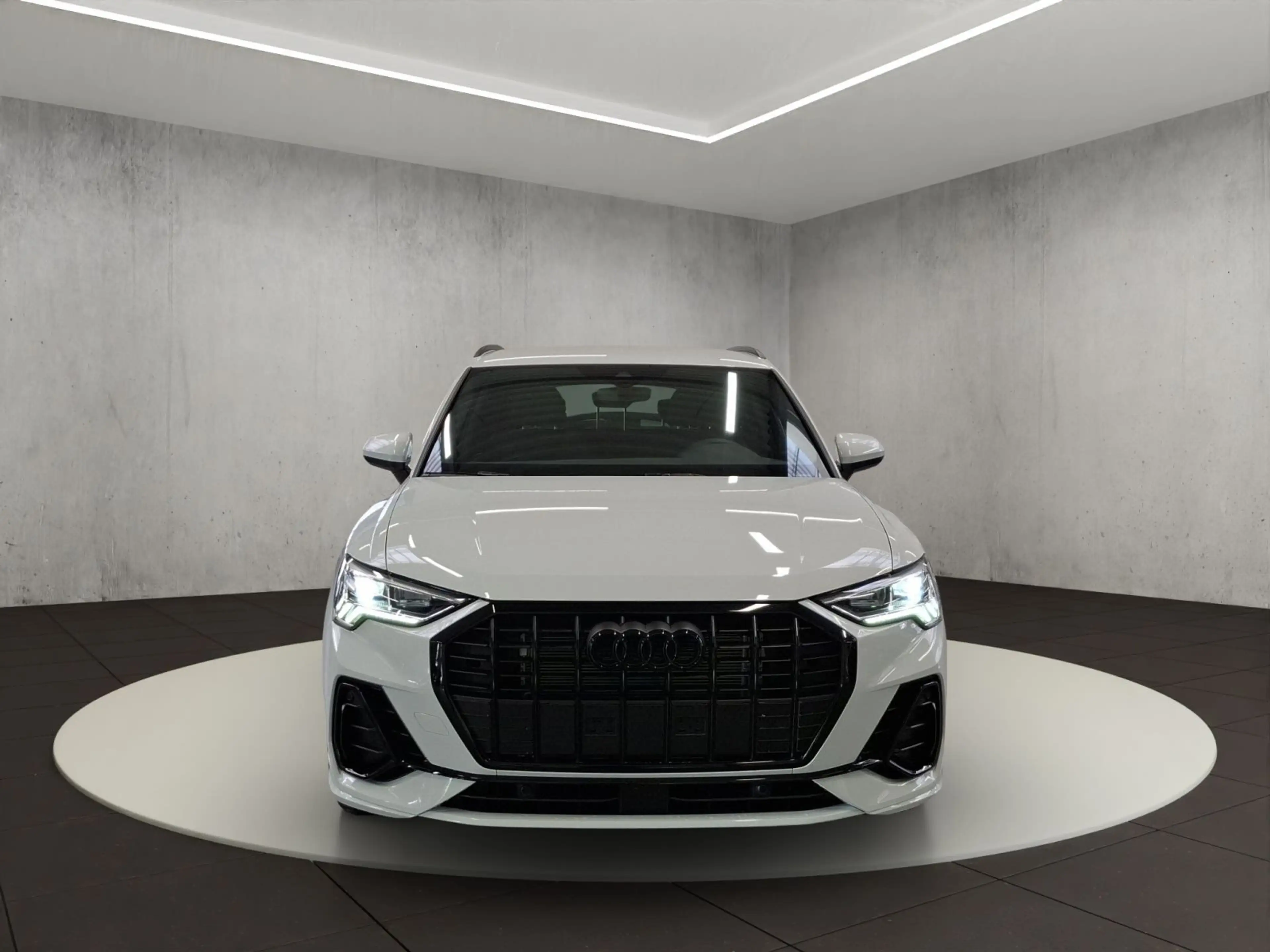 Audi Q3 S line 35 TDI 110(150) kW(PS) S tronic — photo 8