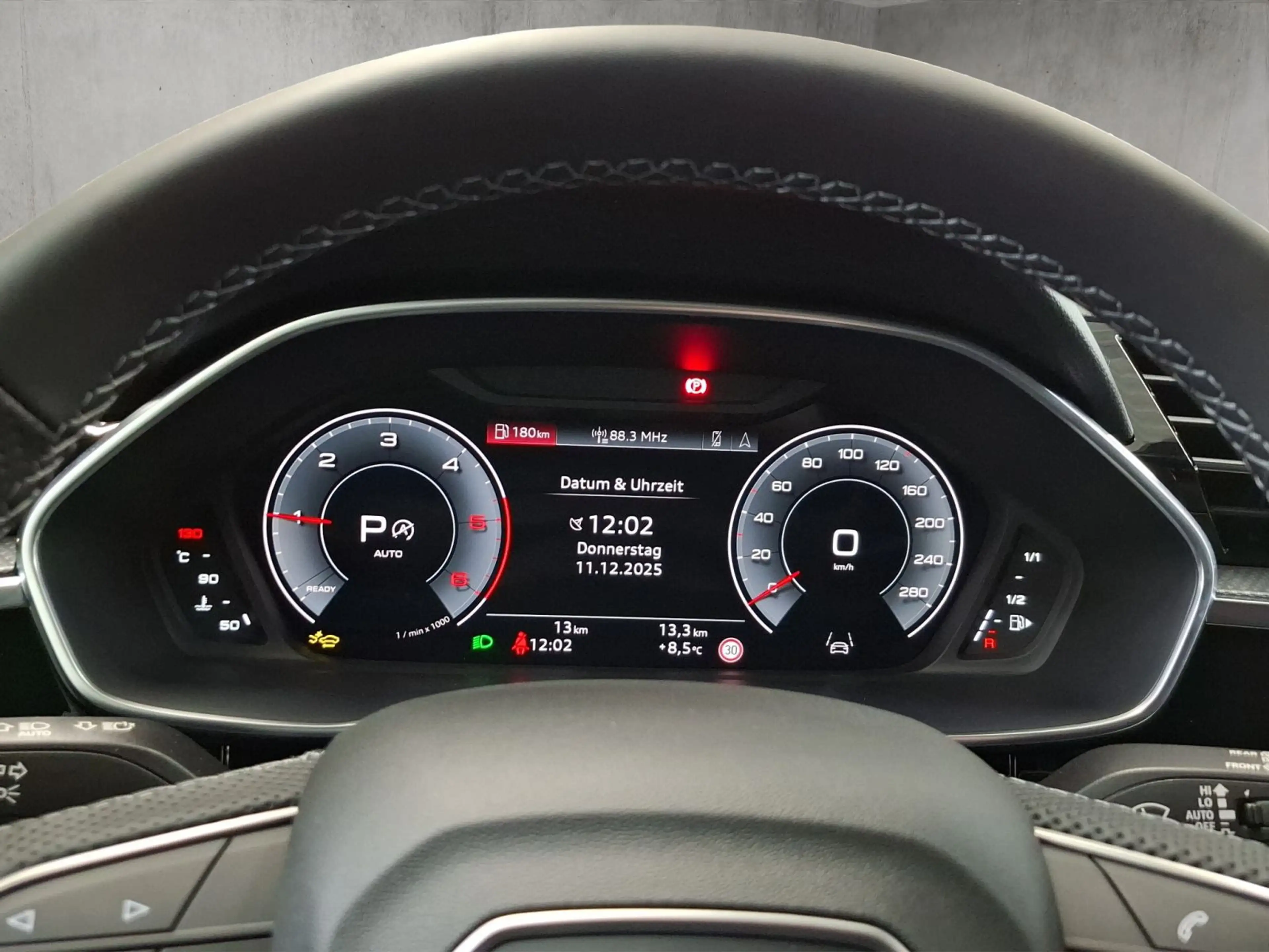 Audi Q3 S line 35 TDI 110(150) kW(PS) S tronic — photo 11