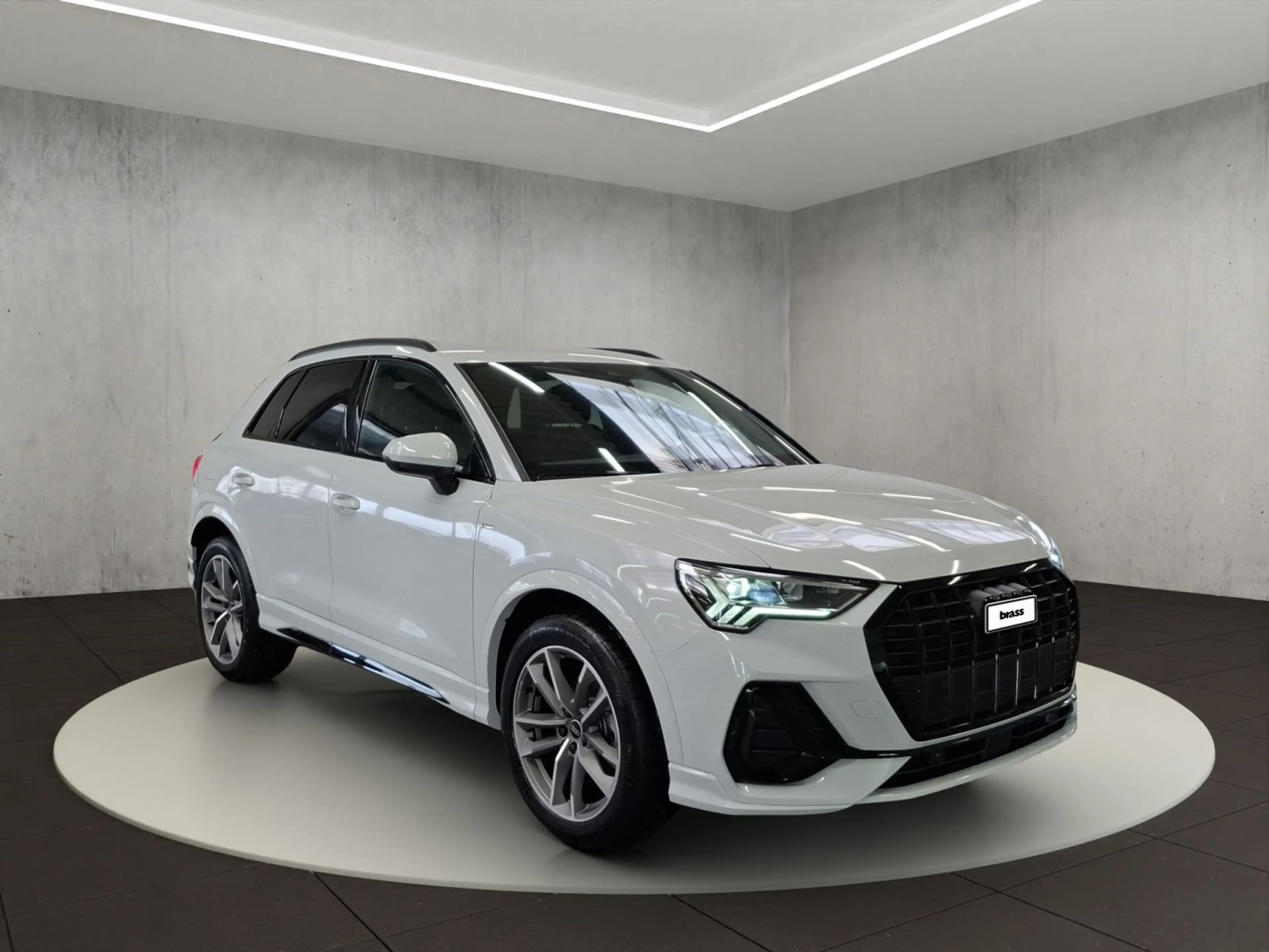 Audi Q3 S line 35 TDI 110(150) kW(PS) S tronic — photo 7