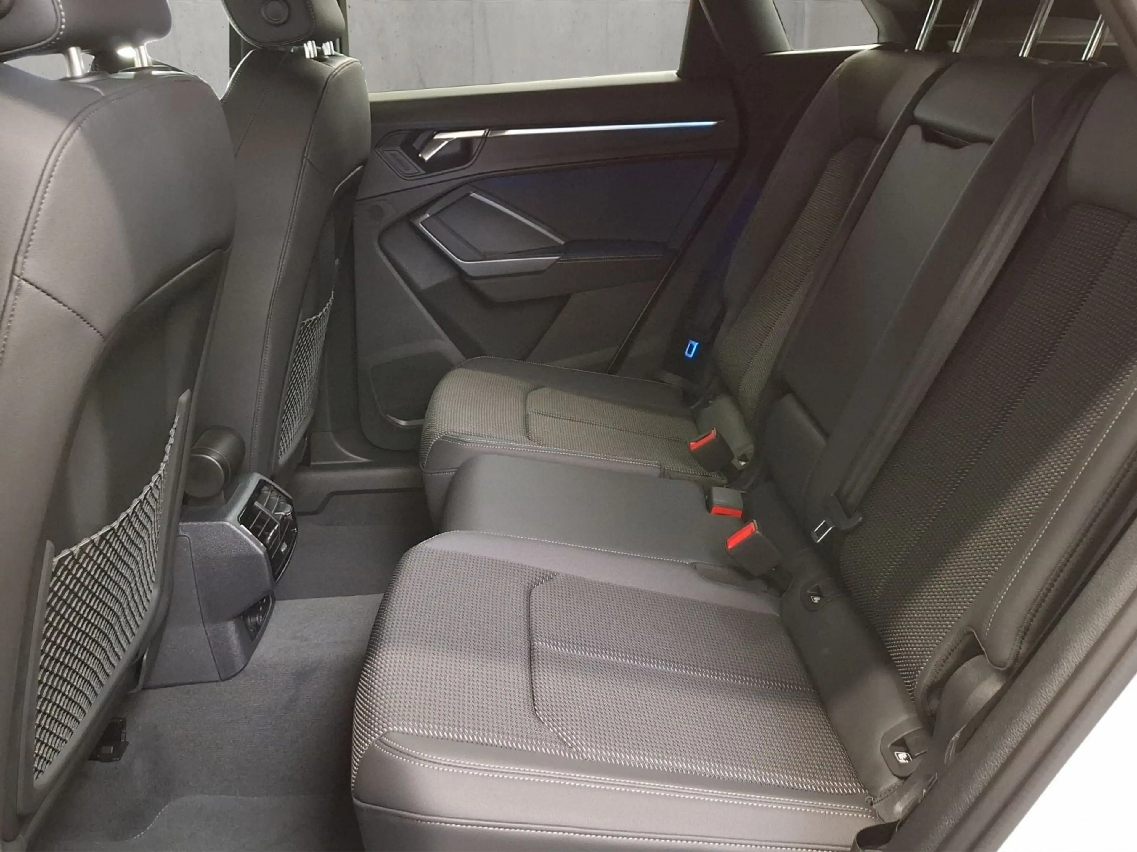 Audi Q3 S line 35 TDI 110(150) kW(PS) S tronic — photo 13