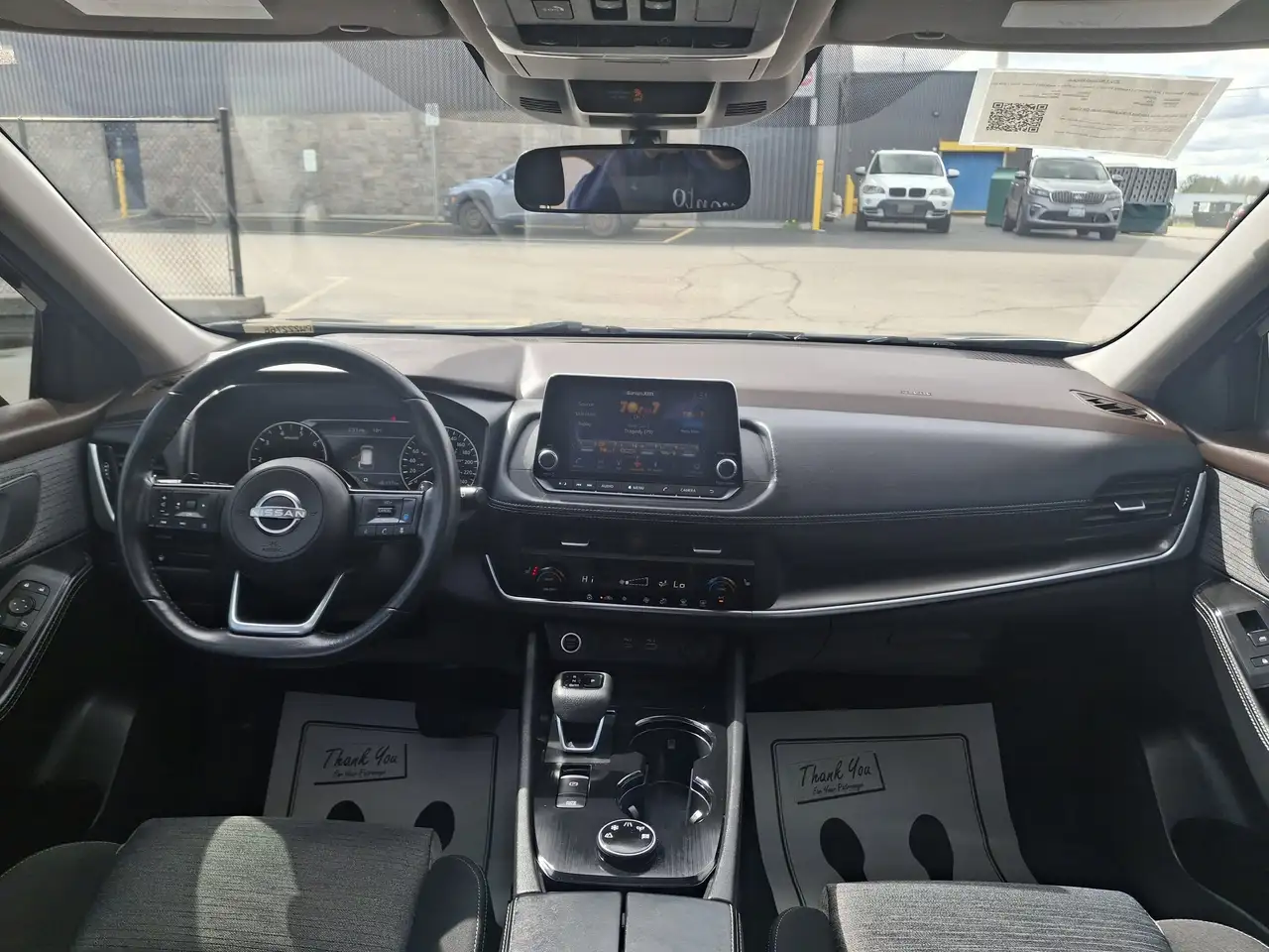 Nissan Rogue снимка Nissan Rogue