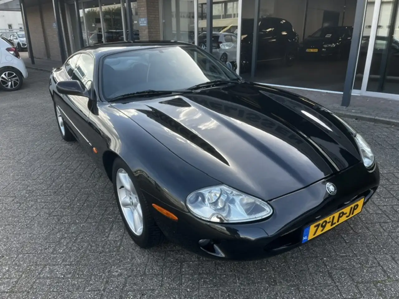 Jaguar XK8 4.0 V8 Coupé perfect onderhouden, foto 6