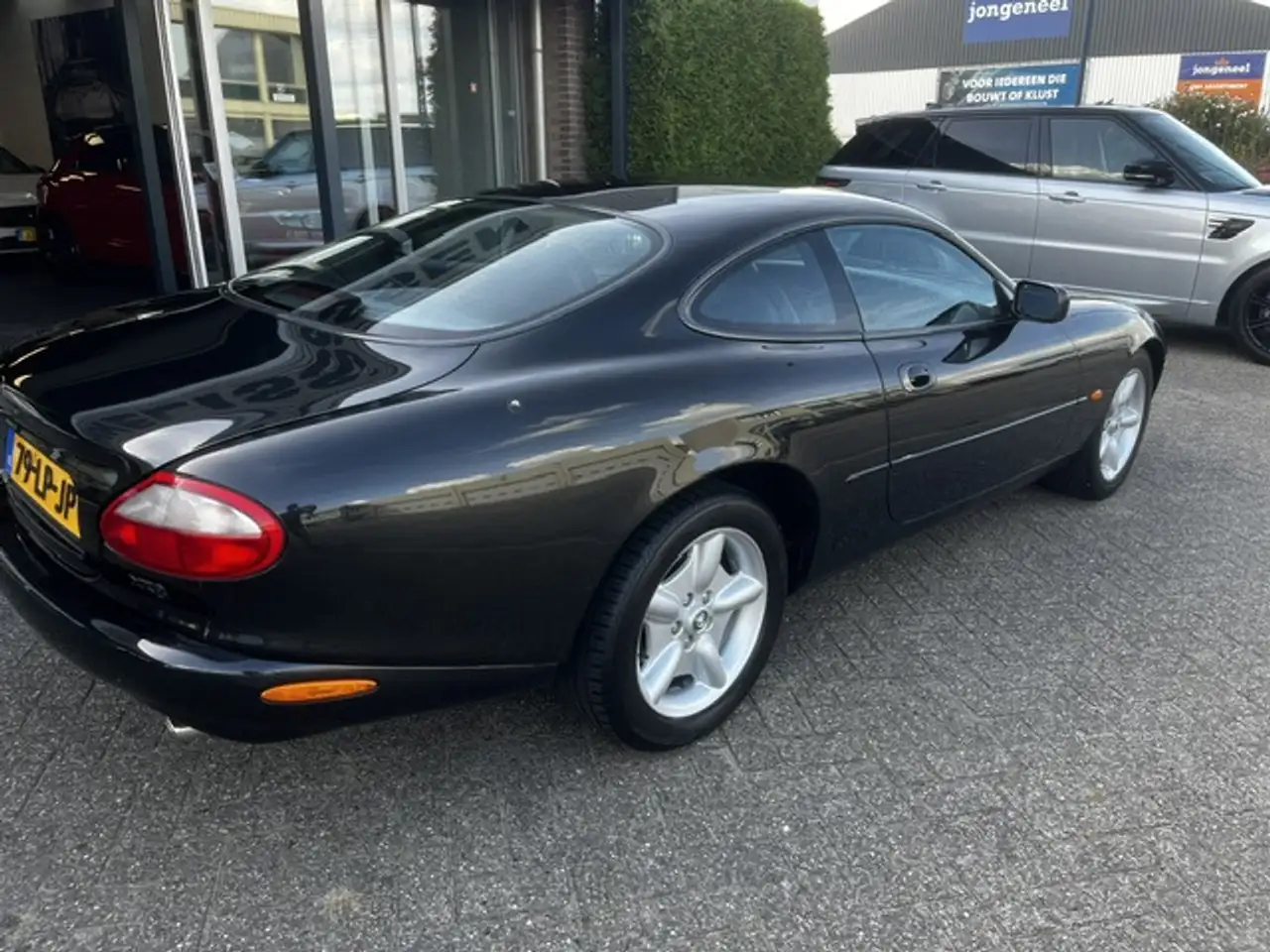 Jaguar XK8 4.0 V8 Coupé perfect onderhouden, foto 8