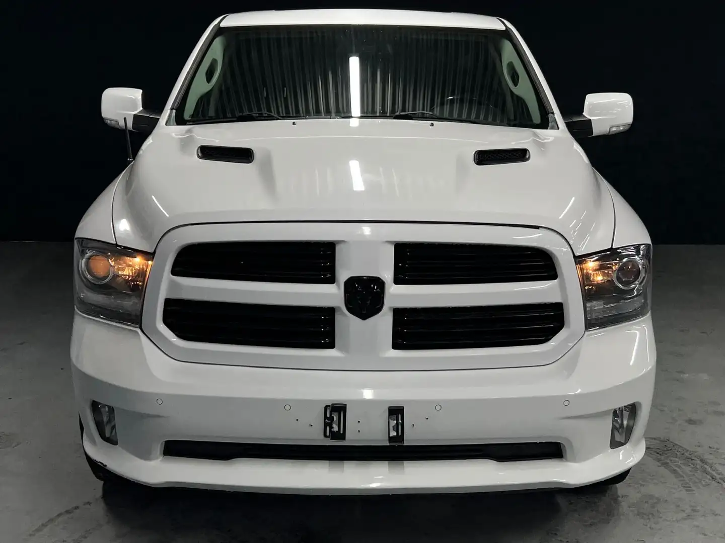 Dodge RAM 1500 5.7l VOLL *Unfallfrei* *LPG* White - 2