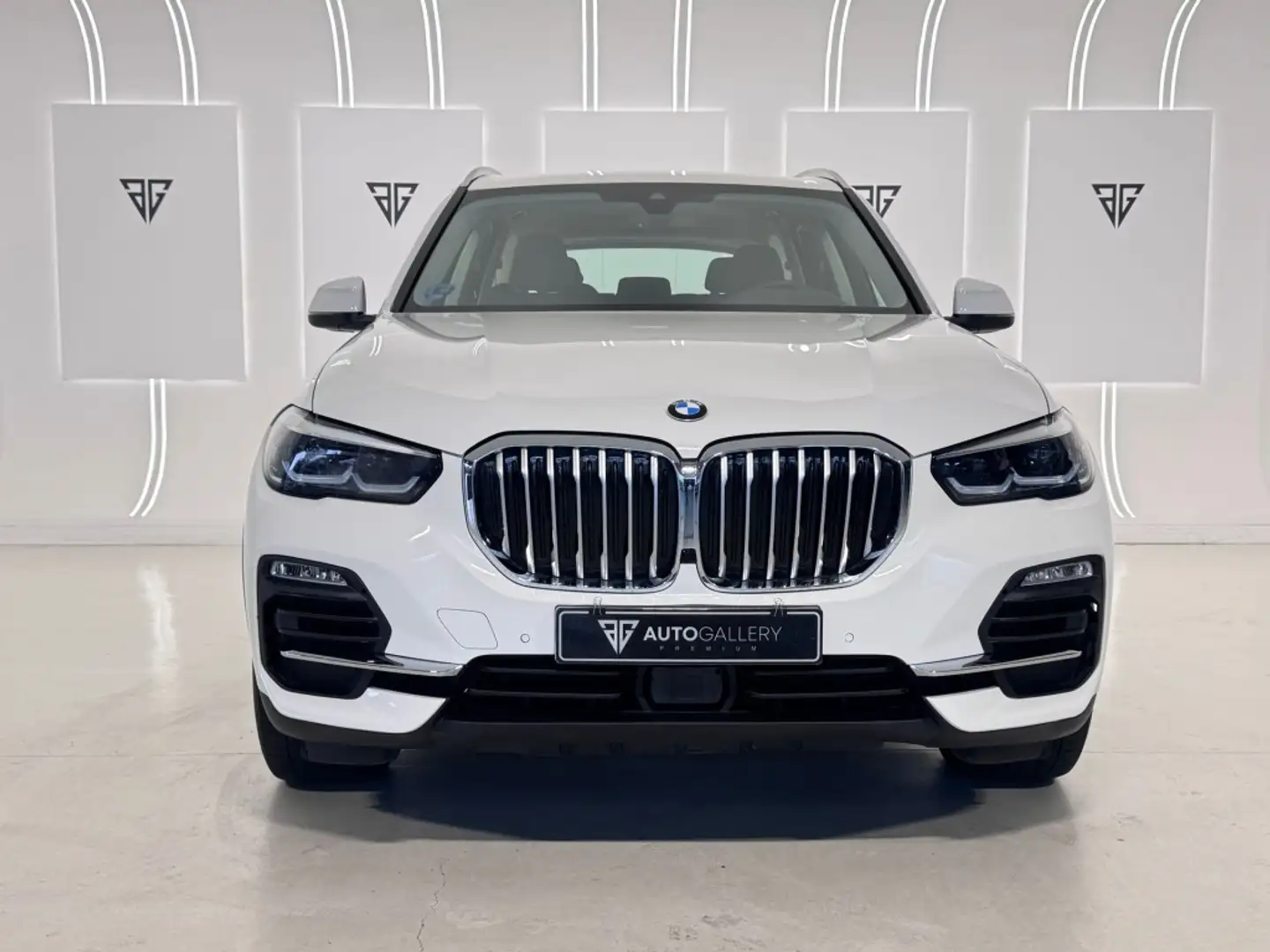BMW X5 xDrive 45e Blanc - 2