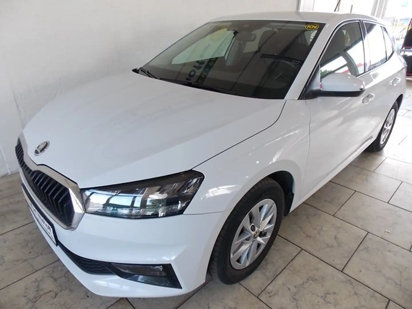 Skoda Fabia , Ambition, Automatik ,Sitzheizung , Alu , Klima Weiß - 2