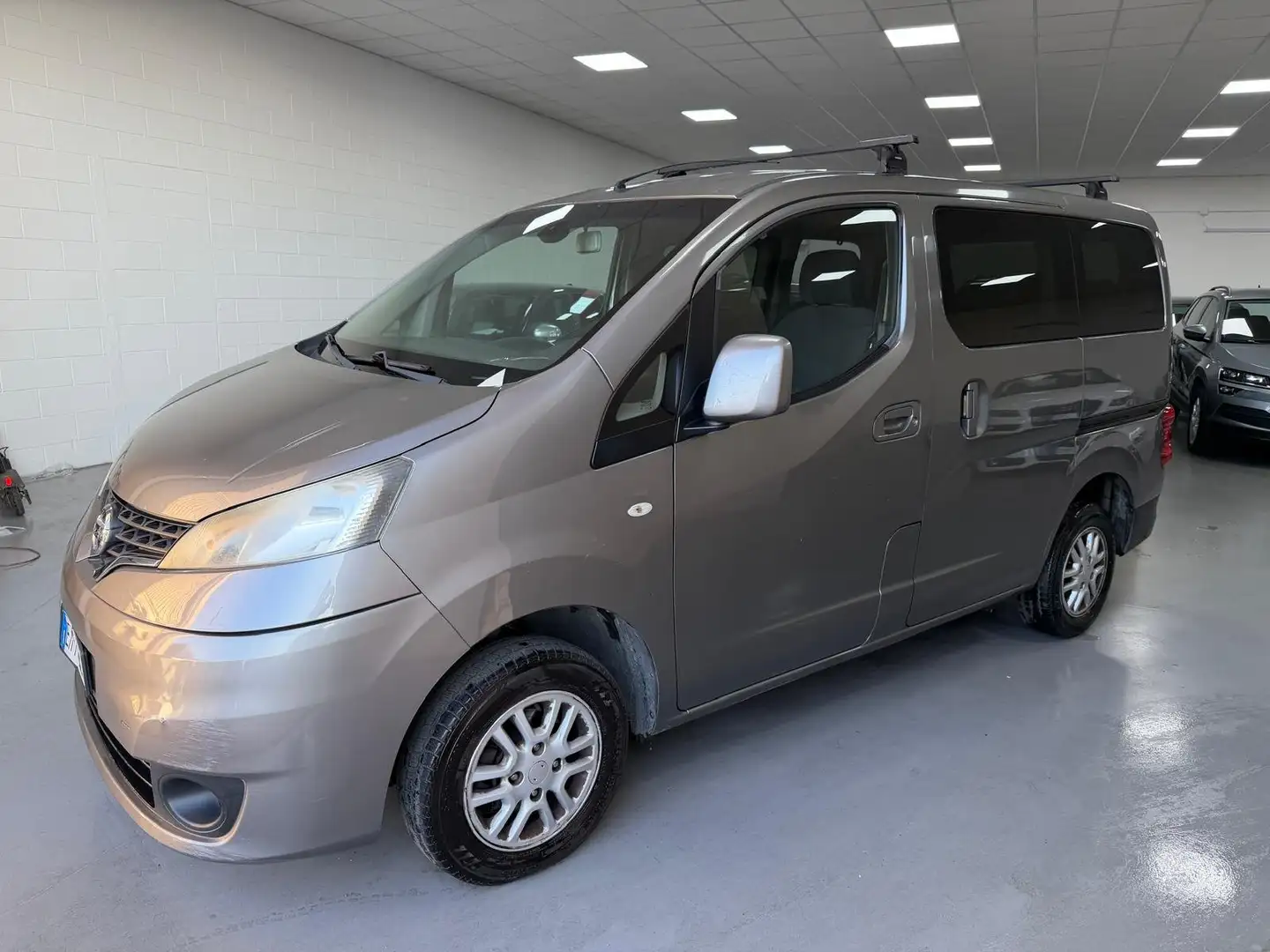 Nissan Evalia Evalia 1.5 dci N-Tec 110cv Grau - 1