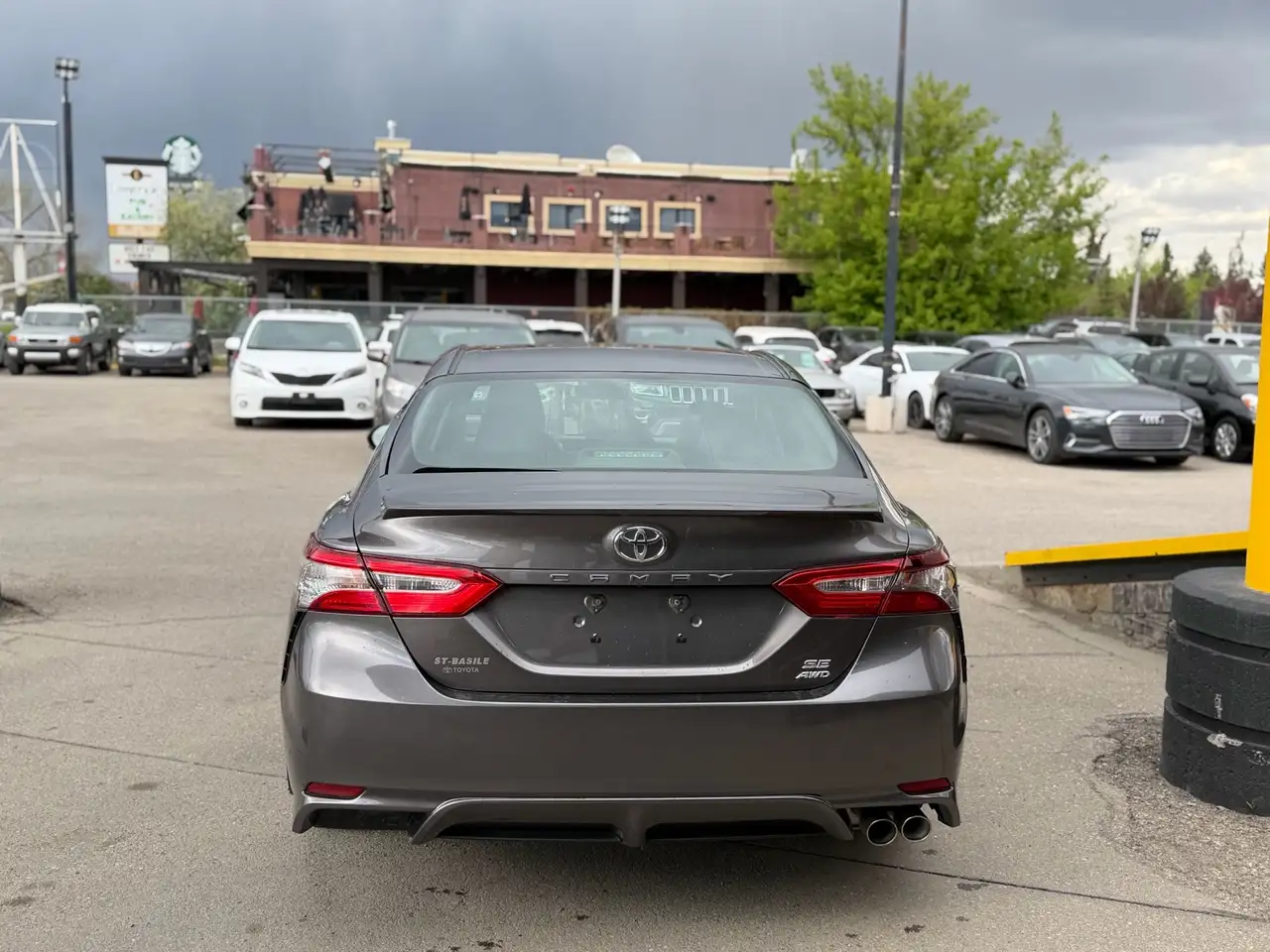 Toyota Camry снимка Toyota Camry