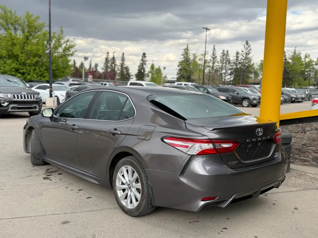 Toyota Camry снимка Toyota Camry