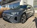 Audi Q8 e-tron 55 qu. AHK Sportsitz Leder-Alcantara Gris - thumbnail 1