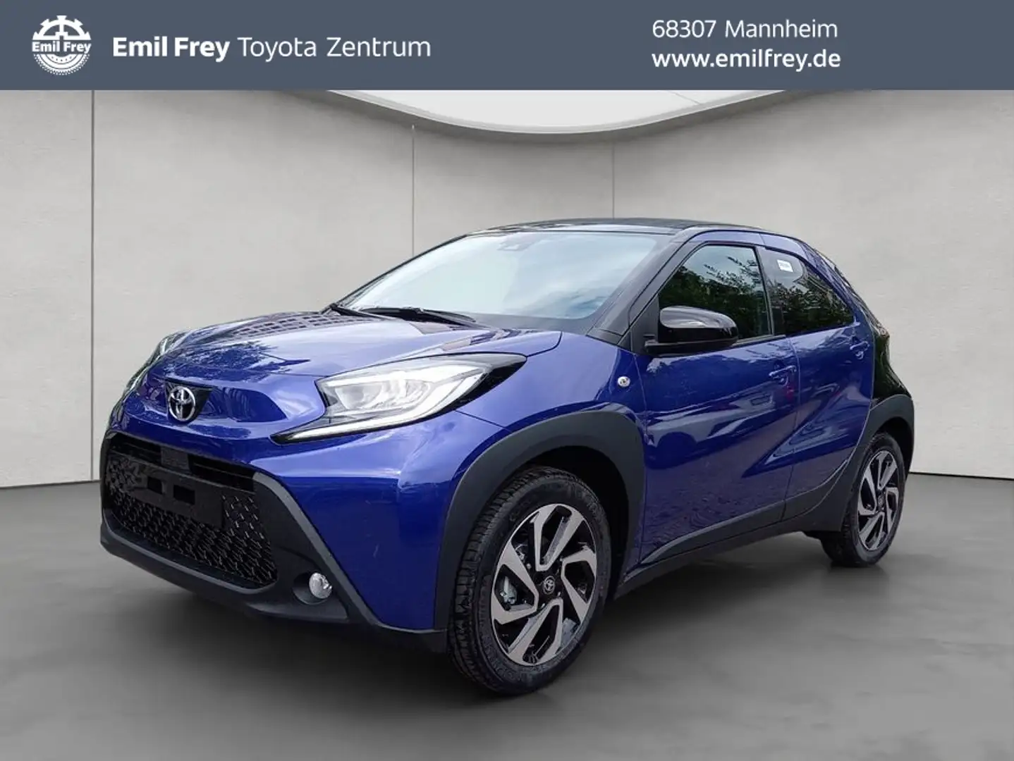 Toyota Aygo X X S-CVT Air Teamplayer Blau - 1