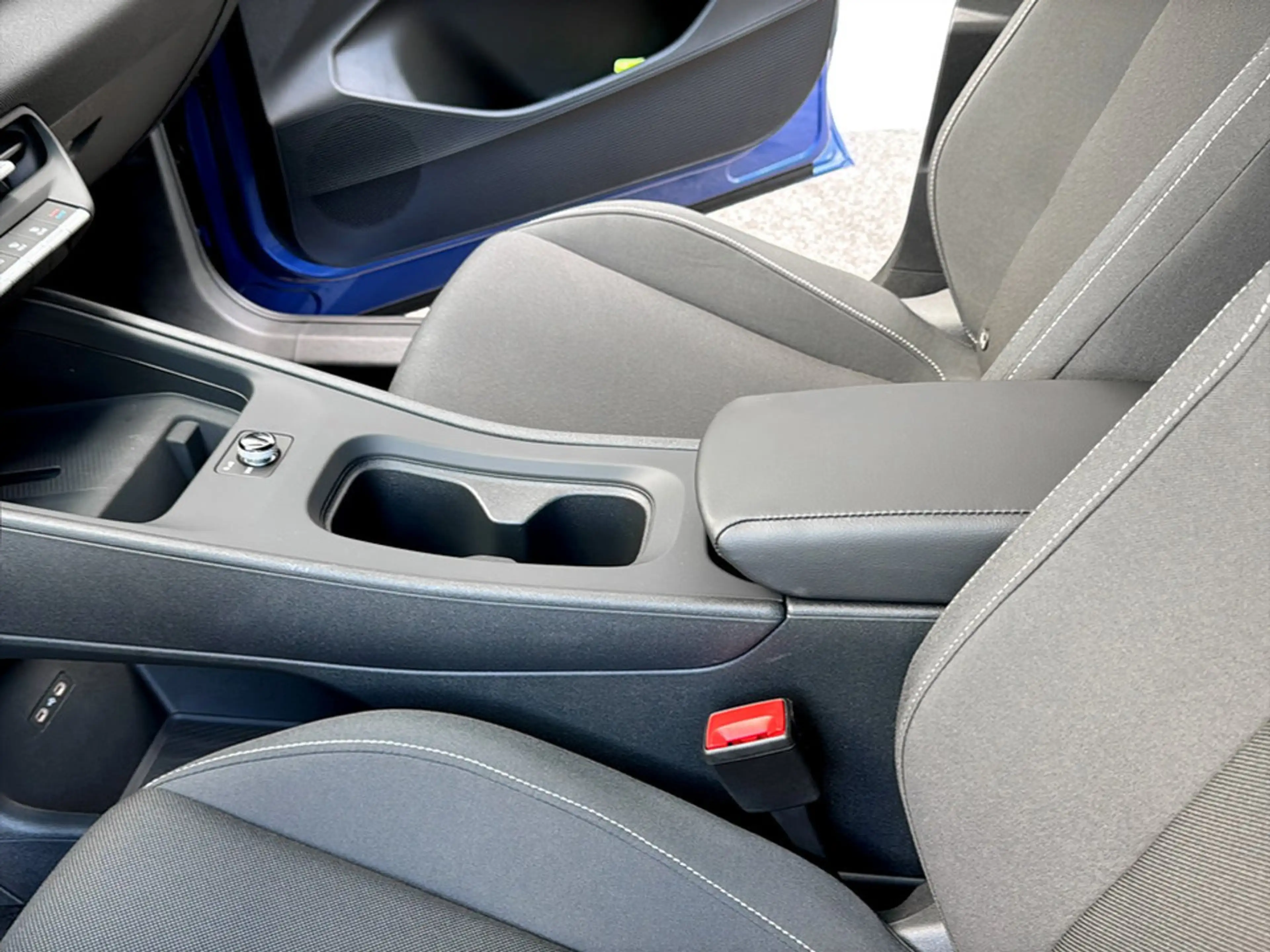 Volkswagen ID. Polo VW ID. Polo Life Edition 155 kW - 52 kWh — photo 11