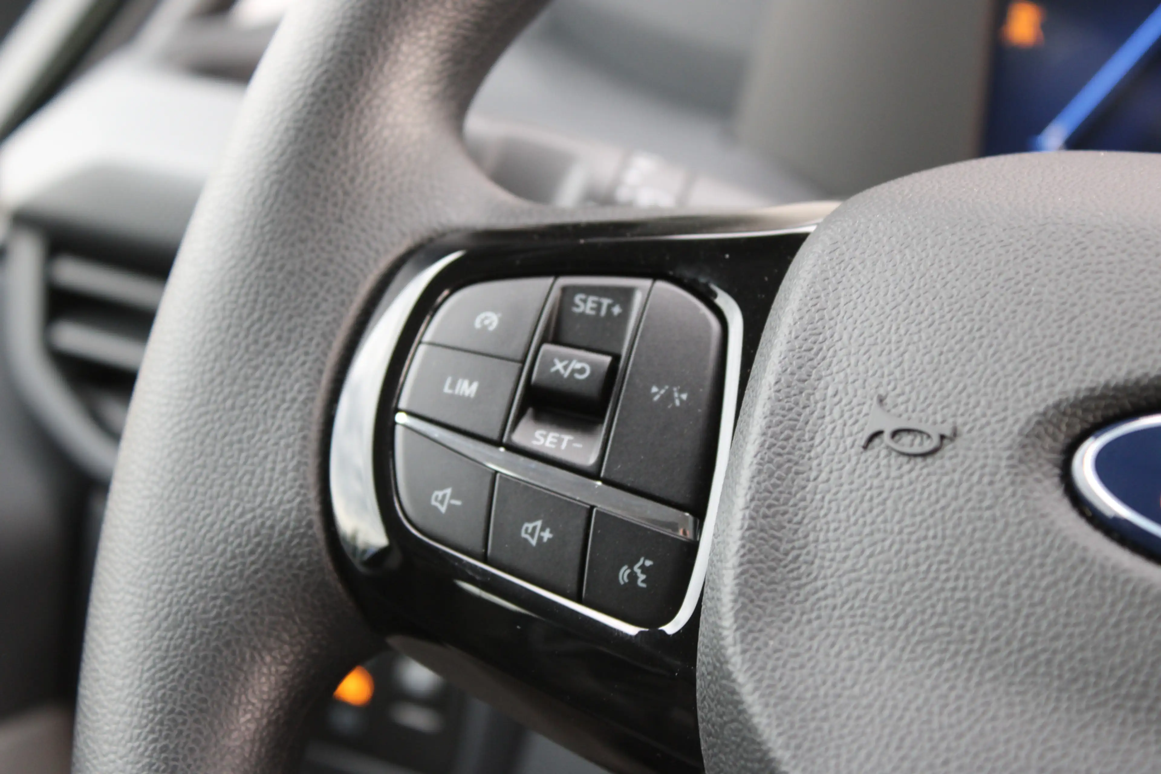 Ford E-Transit Cust. 320 L2H1 Trend 71 kWh DC |TREKHAAK|LED|CAMER — photo 13
